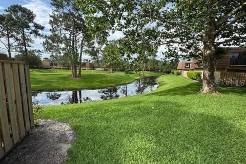 Condo in Orlando, Florida, 2 bedrooms  № 1785009 - photo 16
