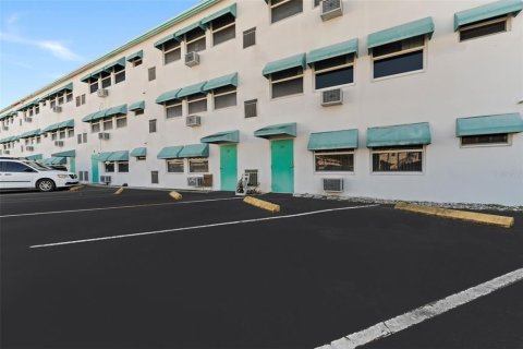 Copropriété à vendre à Saint Petersburg, Floride: 2 chambres, 87.33 m2 № 2105646 - photo 22