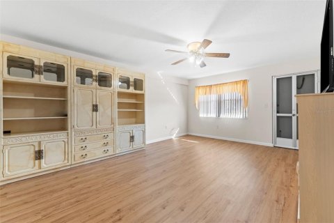 Copropriété à vendre à Saint Petersburg, Floride: 2 chambres, 87.33 m2 № 2105646 - photo 6