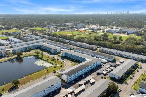 Copropriété à vendre à Saint Petersburg, Floride: 2 chambres, 87.33 m2 № 2105646 - photo 30