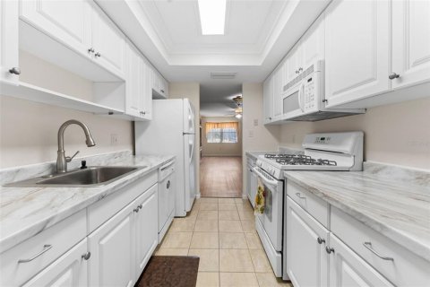 Copropriété à vendre à Saint Petersburg, Floride: 2 chambres, 87.33 m2 № 2105646 - photo 10