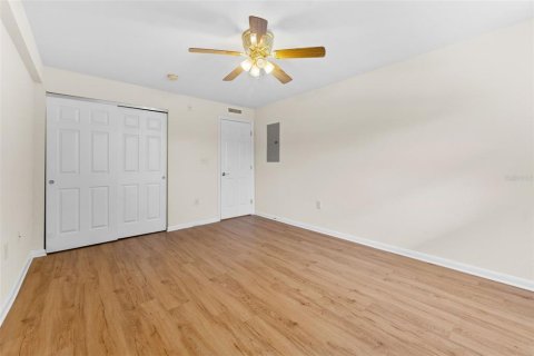 Copropriété à vendre à Saint Petersburg, Floride: 2 chambres, 87.33 m2 № 2105646 - photo 16