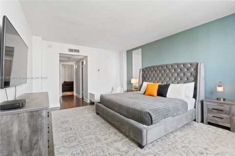 Condominio en venta en Sunny Isles Beach, Florida, 3 dormitorios, 154.68 m2 № 2012917 - foto 20