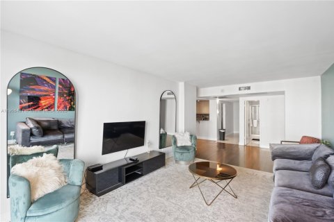 Condominio en venta en Sunny Isles Beach, Florida, 3 dormitorios, 154.68 m2 № 2012917 - foto 6