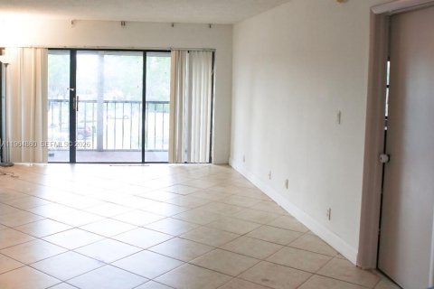 Condominio en alquiler en Weston, Florida, 2 dormitorios, 102.75 m2 № 2026102 - foto 7