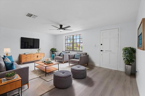 Casa en venta en Holiday, Florida, 2 dormitorios, 95.5 m2 № 1881134 - foto 3
