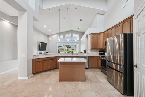 House in Odessa, Florida 4 bedrooms, 243.96 sq.m. № 1895057 - photo 4