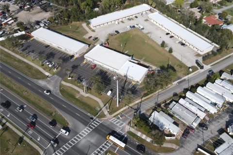 Propiedad comercial en alquiler en Edgewater, Florida, 1703.55 m2 № 917994 - foto 3