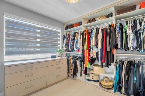 House in Key Largo, Florida 4 bedrooms, 104.05 sq.m. № 2066209 - photo 17