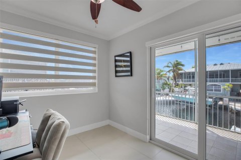 House in Key Largo, Florida 4 bedrooms, 104.05 sq.m. № 2066209 - photo 23