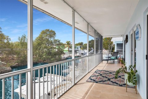 House in Key Largo, Florida 4 bedrooms, 104.05 sq.m. № 2066209 - photo 6