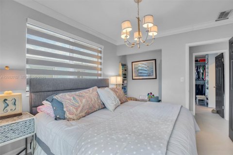 House in Key Largo, Florida 4 bedrooms, 104.05 sq.m. № 2066209 - photo 16