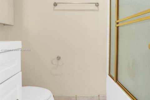 Adosado en venta en Miami, Florida, 3 dormitorios, 142.7 m2 № 1944464 - foto 26