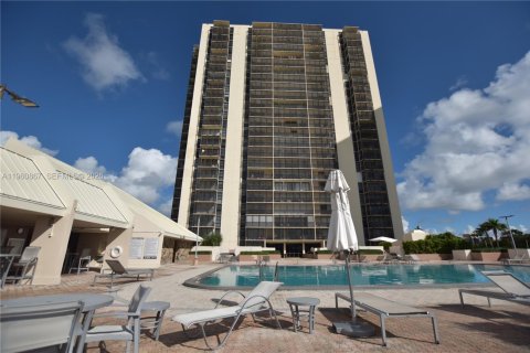 Copropriété à vendre à Aventura, Floride: 1 chambre, 84.82 m2 № 2023633 - photo 25