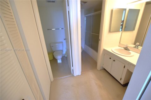 Copropriété à vendre à Aventura, Floride: 1 chambre, 84.82 m2 № 2023633 - photo 20