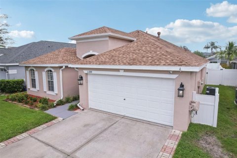 House in Tampa, Florida 3 bedrooms, 130.9 sq.m. № 1887057 - photo 14