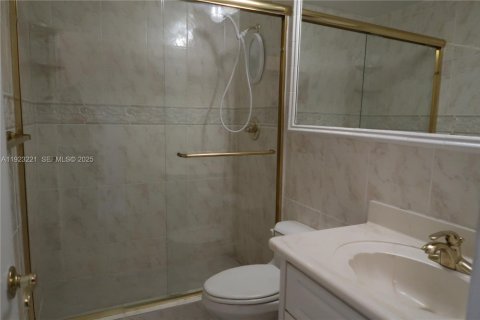 Copropriété à louer à North Miami Beach, Floride: 1 chambre, 63.55 m2 № 1984379 - photo 5