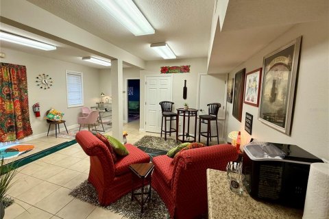 Immobilier commercial à louer à Eustis, Floride № 2108229 - photo 12