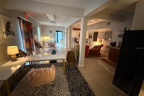 Immobilier commercial à louer à Eustis, Floride № 2108229 - photo 16