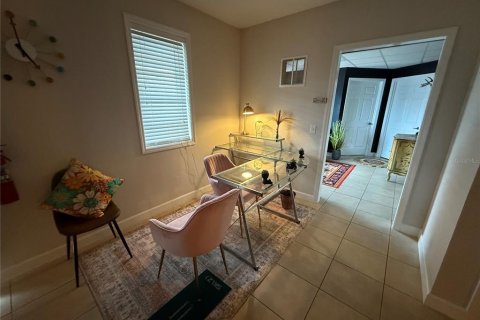 Immobilier commercial à louer à Eustis, Floride № 2108229 - photo 17