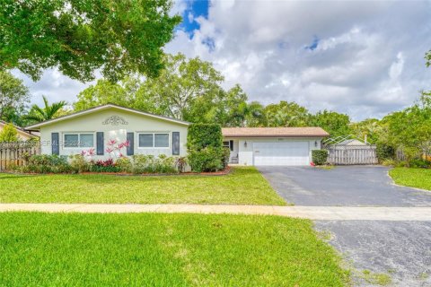 Casa en Plantation, Florida 5 dormitorios № 2058457