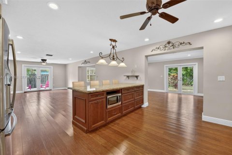 Купить виллу или дом в Плантация, Флорида 5 спален, № 2058457 - фото 17