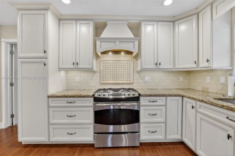 Купить виллу или дом в Плантация, Флорида 5 спален, № 2058457 - фото 14