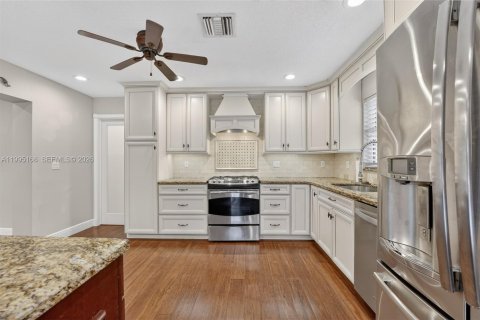 Купить виллу или дом в Плантация, Флорида 5 спален, № 2058457 - фото 10