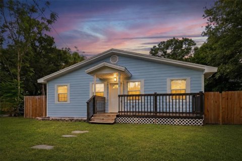 Casa en venta en Tampa, Florida, 4 dormitorios, 156.08 m2 № 2234267 - foto 18
