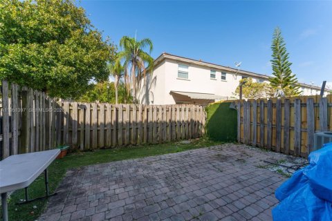 Adosado en venta en Cutler Bay, Florida, 3 dormitorios, 162.3 m2 № 2054290 - foto 14