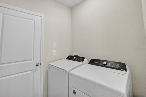 House in Parrish, Florida 4 bedrooms, 202.34 sq.m. № 1846553 - photo 9