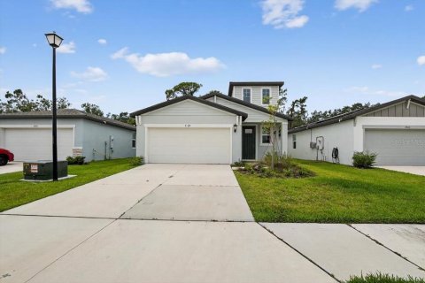 House in Parrish, Florida 4 bedrooms, 202.34 sq.m. № 1846553 - photo 1