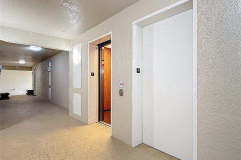 Condo in Kissimmee, Florida, 3 bedrooms  № 1720605 - photo 3