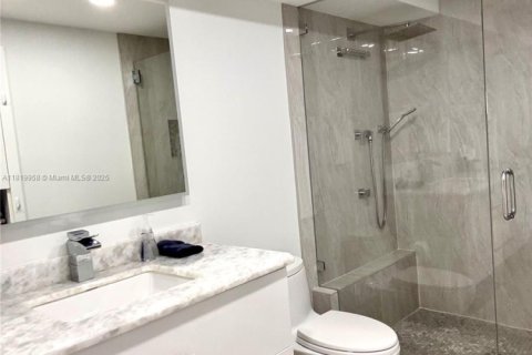 Condominio en venta en Pompano Beach, Florida, 2 dormitorios, 97.55 m2 № 1777569 - foto 25
