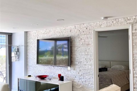 Condominio en venta en Pompano Beach, Florida, 2 dormitorios, 97.55 m2 № 1777569 - foto 6