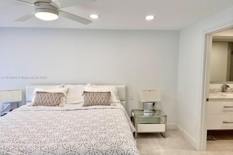 Condominio en venta en Pompano Beach, Florida, 2 dormitorios, 97.55 m2 № 1777569 - foto 9