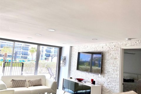 Condominio en venta en Pompano Beach, Florida, 2 dormitorios, 97.55 m2 № 1777569 - foto 5