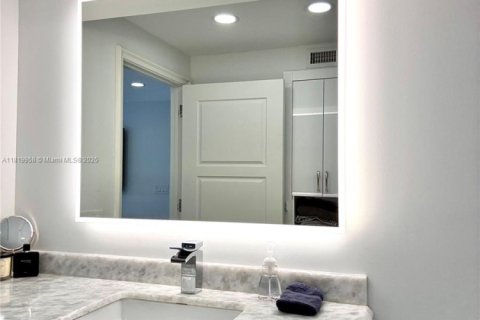 Condominio en venta en Pompano Beach, Florida, 2 dormitorios, 97.55 m2 № 1777569 - foto 21