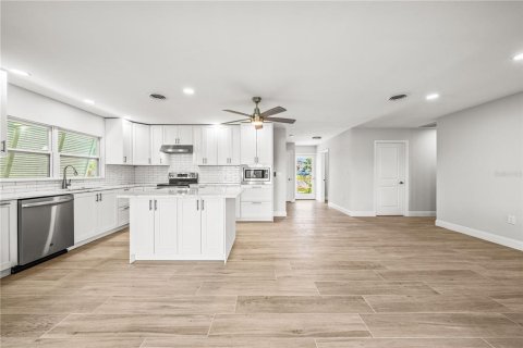 Casa en venta en Venice, Florida, 3 dormitorios, 145.3 m2 № 1659318 - foto 21