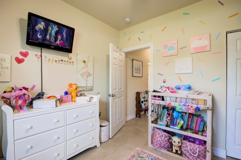 Villa ou maison à vendre à Port St. Lucie, Floride: 4 chambres, 171.22 m2 № 2331363 - photo 19