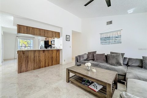 Купить виллу или дом в Олдсмар, Флорида 3 комнаты, 130.99м2, № 2275409 - фото 14