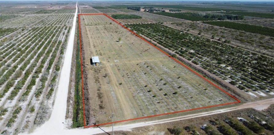 Terrain à Arcadia, Floride № 2094534
