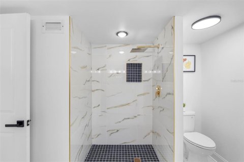 Condominio en venta en Belleair, Florida, 2 dormitorios, 128.67 m2 № 2211039 - foto 27