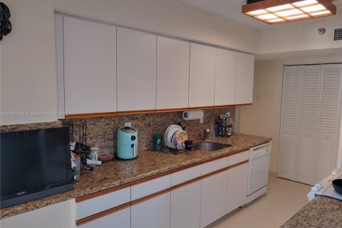 Copropriété à louer à Aventura, Floride: 2 chambres, 134.43 m2 № 1706227 - photo 7