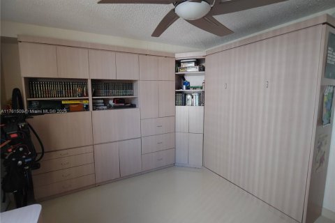 Copropriété à louer à Aventura, Floride: 2 chambres, 134.43 m2 № 1706227 - photo 15