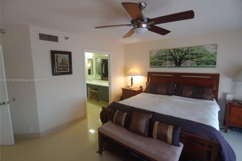 Copropriété à louer à Aventura, Floride: 2 chambres, 134.43 m2 № 1706227 - photo 10