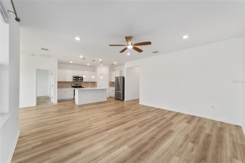 House in Ocala, Florida 3 bedrooms, 154.5 sq.m. № 2232302 - photo 6