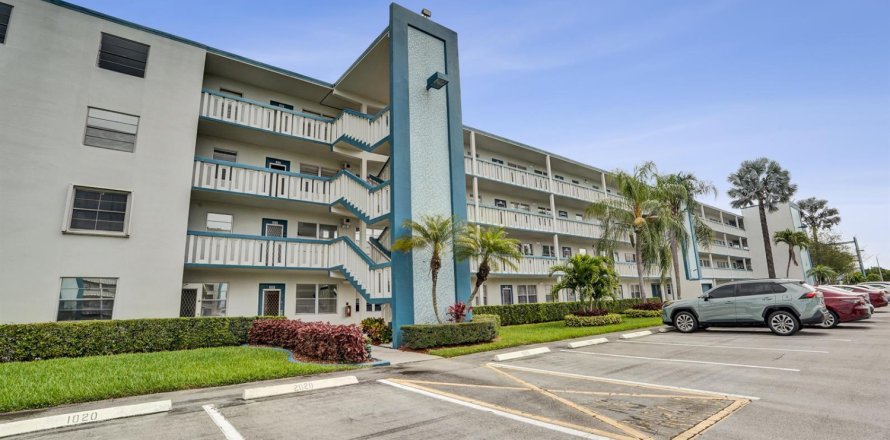 Condominio en Boca Raton, Florida, 2 dormitorios № 2146574