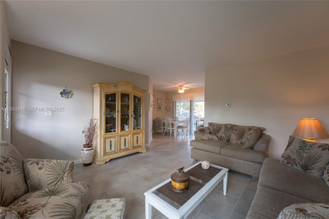 Villa ou maison à vendre à LaBelle, Floride: 1 chambre, 83.52 m2 № 2037964 - photo 10