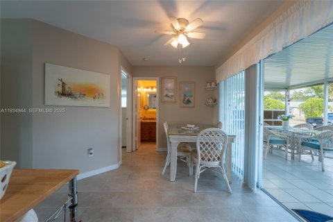 Villa ou maison à vendre à LaBelle, Floride: 1 chambre, 83.52 m2 № 2037964 - photo 11